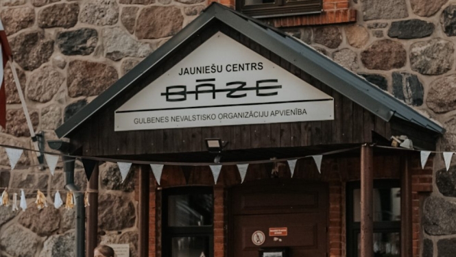 “Bāzei” 15 gadi!